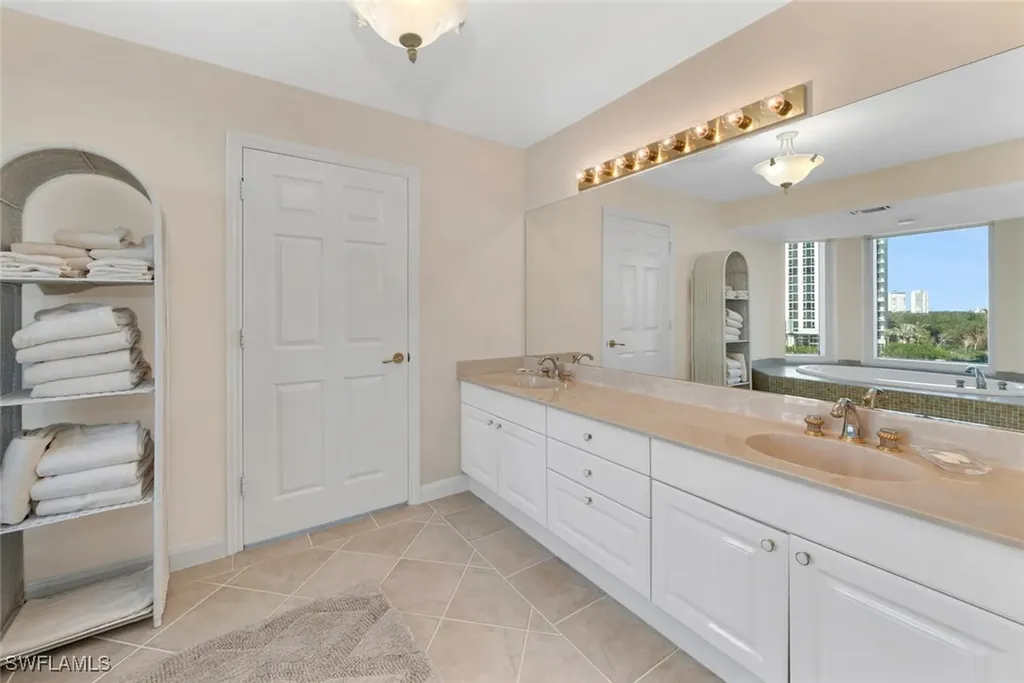 6849 Grenadier Boulevard Naples FL 34108