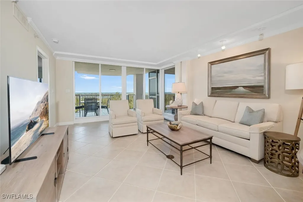 6849 Grenadier Boulevard Naples FL 34108