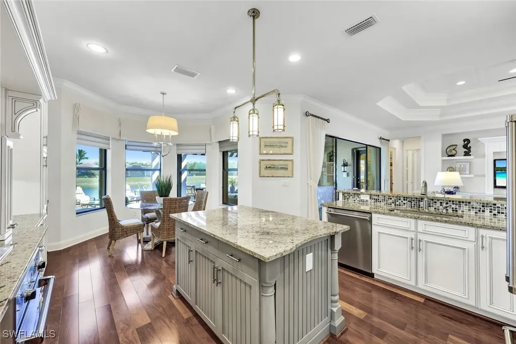3629 Santaren Court Naples FL 34119