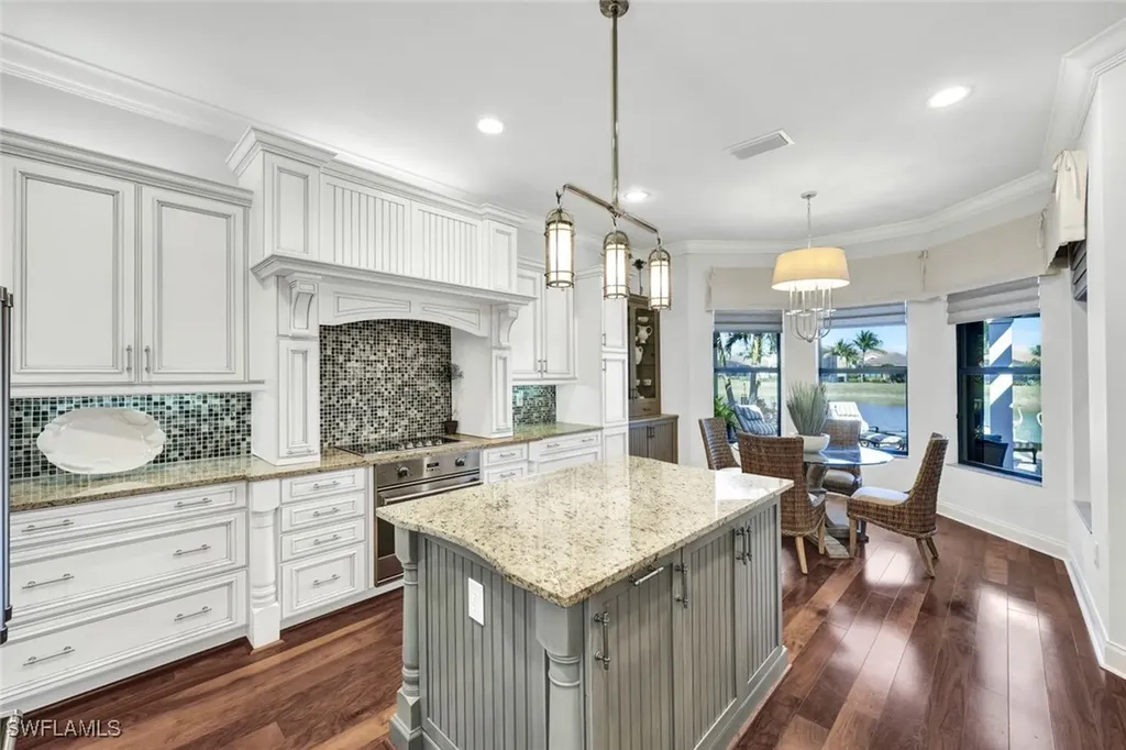 3629 Santaren Court Naples FL 34119