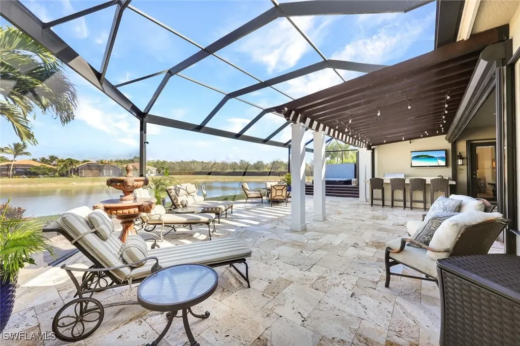 3629 Santaren Court Naples FL 34119