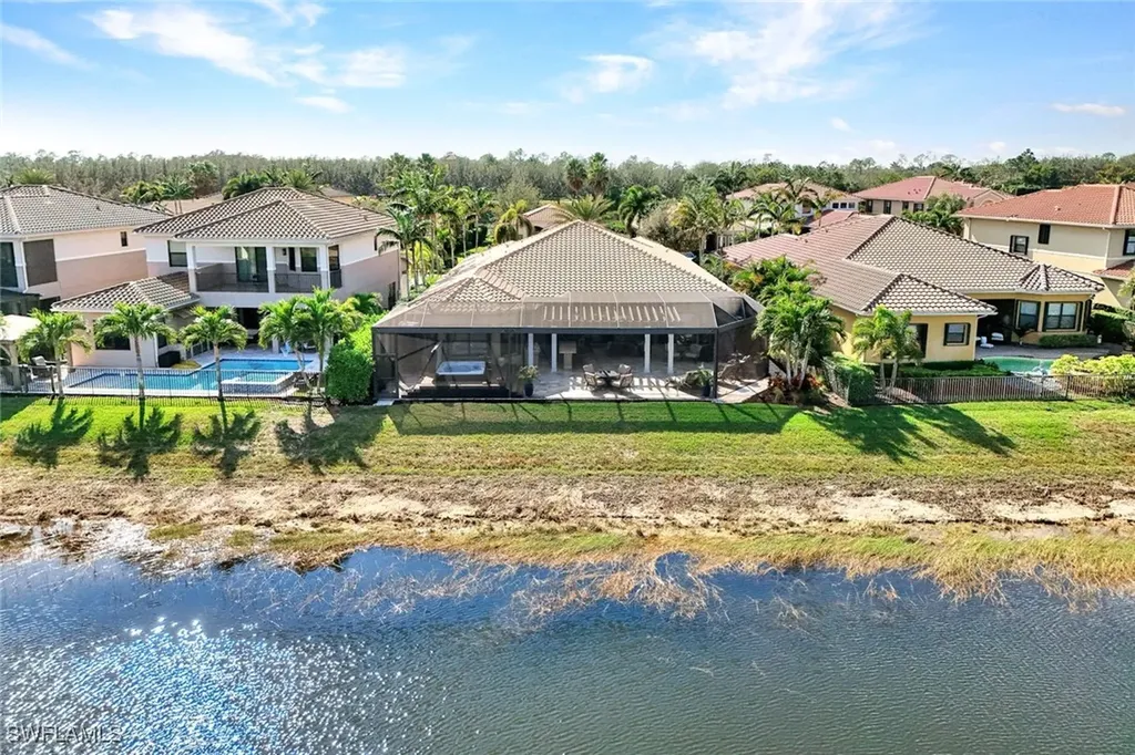 3629 Santaren Court Naples FL 34119