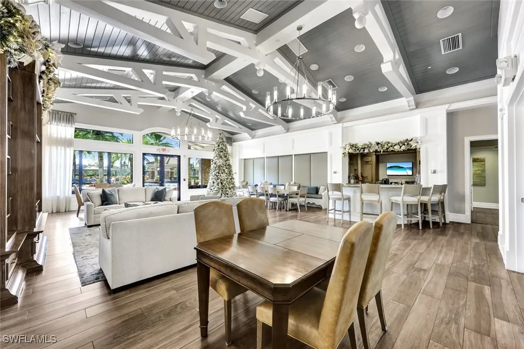 3629 Santaren Court Naples FL 34119