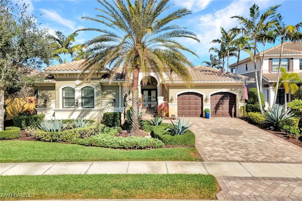 3629 Santaren Court Naples FL 34119