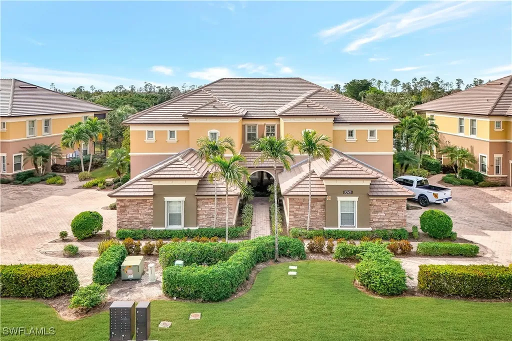 9545 Ironstone Terrace Naples FL 34120
