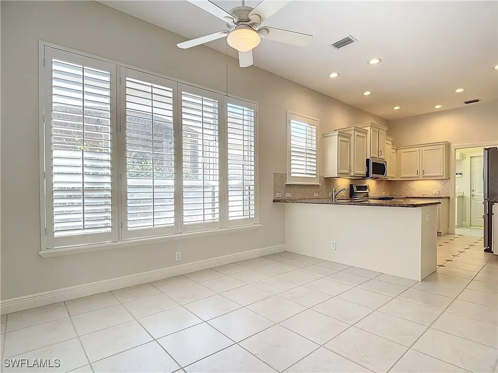 9190 Troon Lakes Drive Naples FL 34109