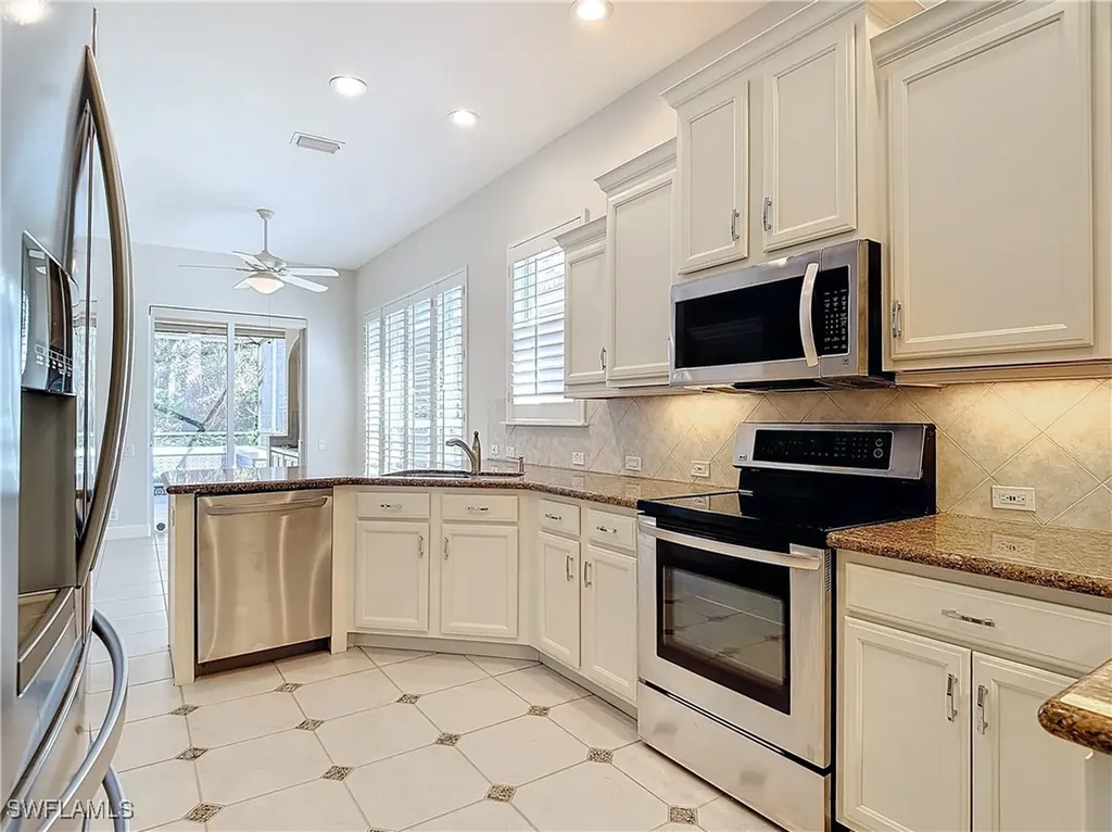 9190 Troon Lakes Drive Naples FL 34109