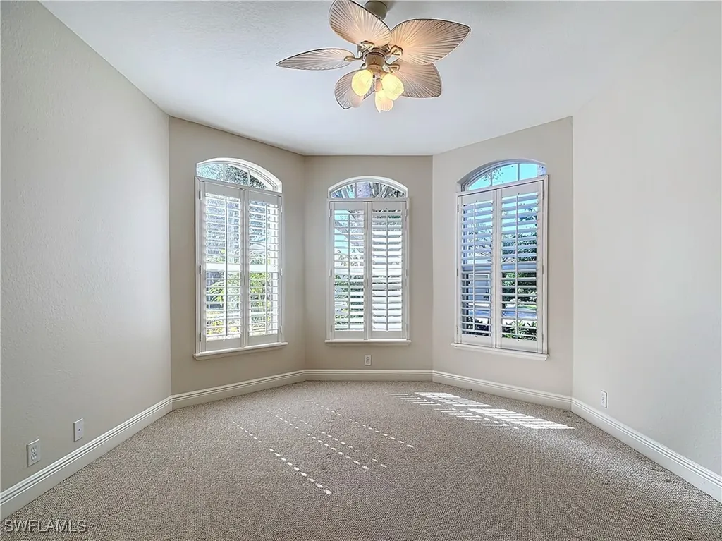 9190 Troon Lakes Drive Naples FL 34109