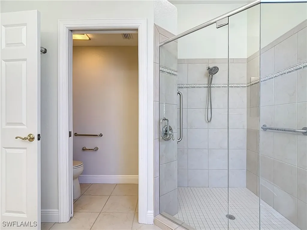 9190 Troon Lakes Drive Naples FL 34109