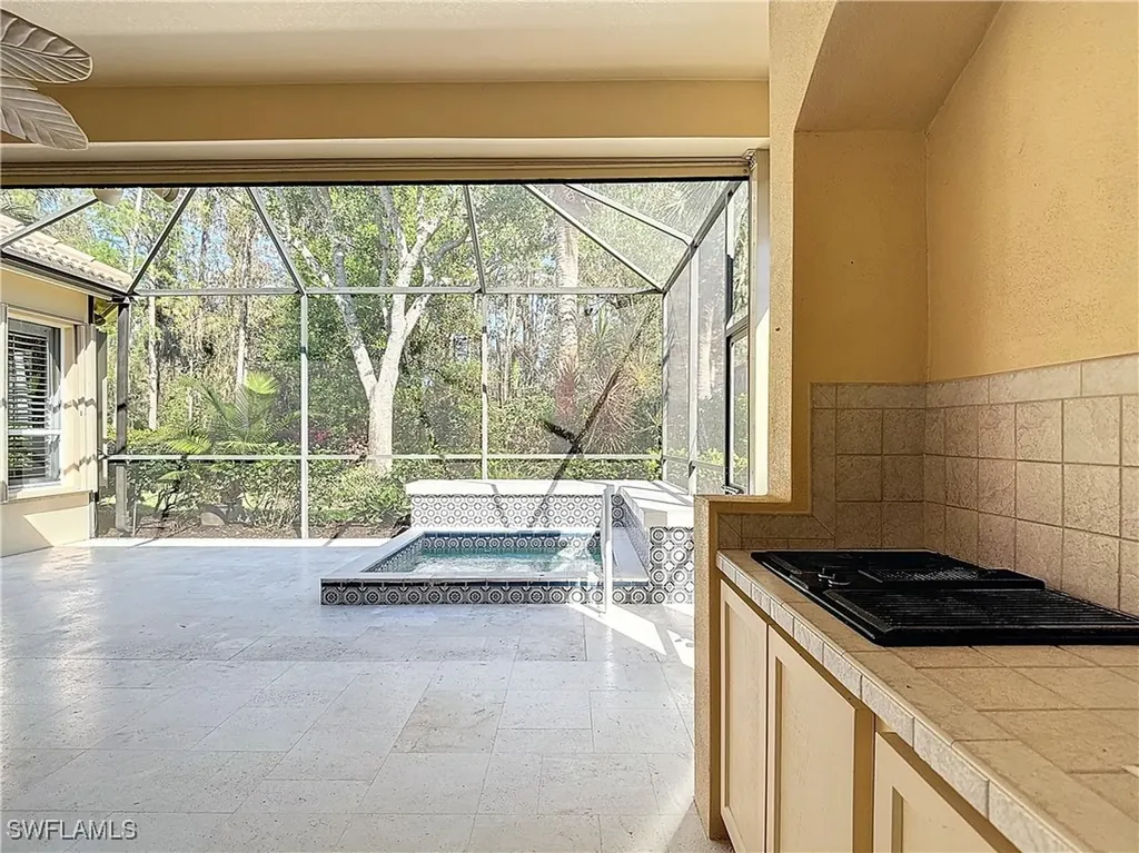 9190 Troon Lakes Drive Naples FL 34109
