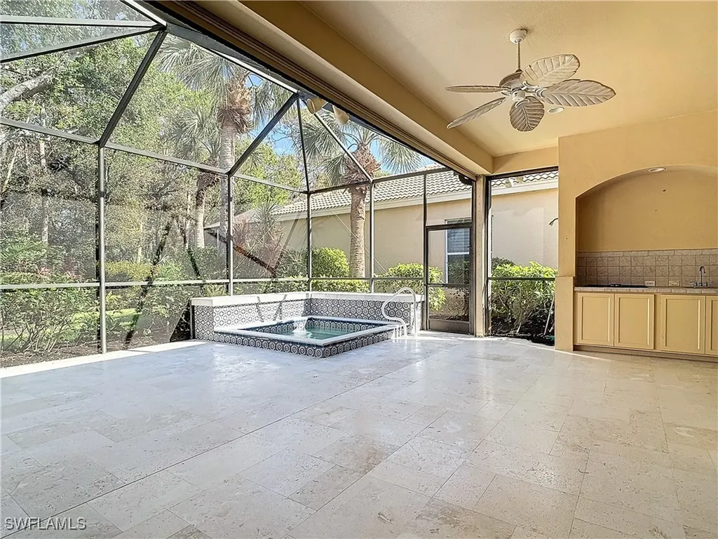 9190 Troon Lakes Drive Naples FL 34109