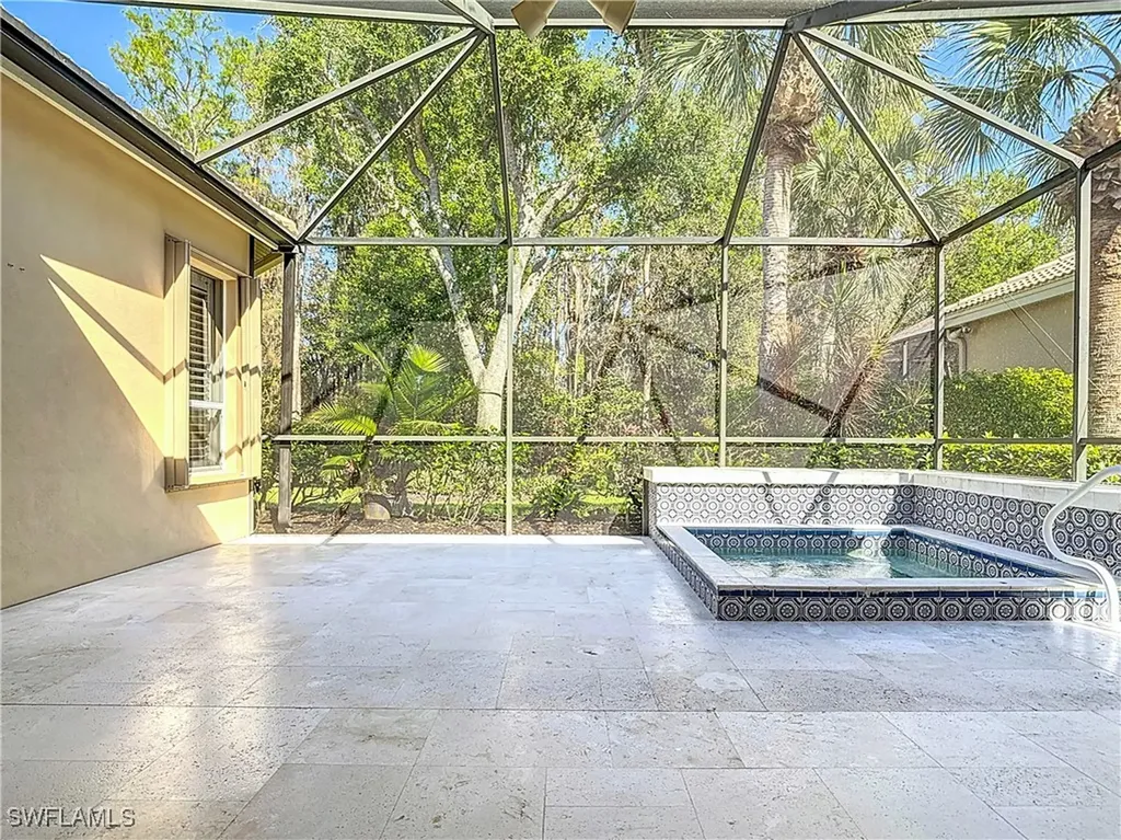 9190 Troon Lakes Drive Naples FL 34109