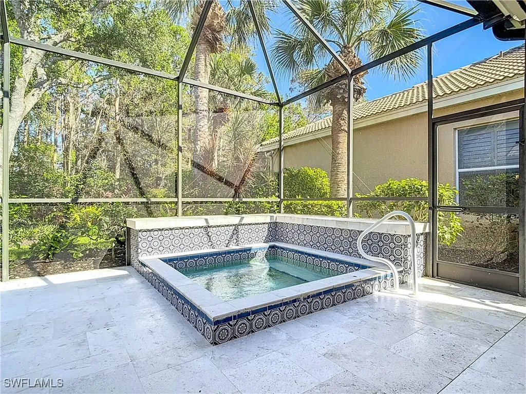 9190 Troon Lakes Drive Naples FL 34109