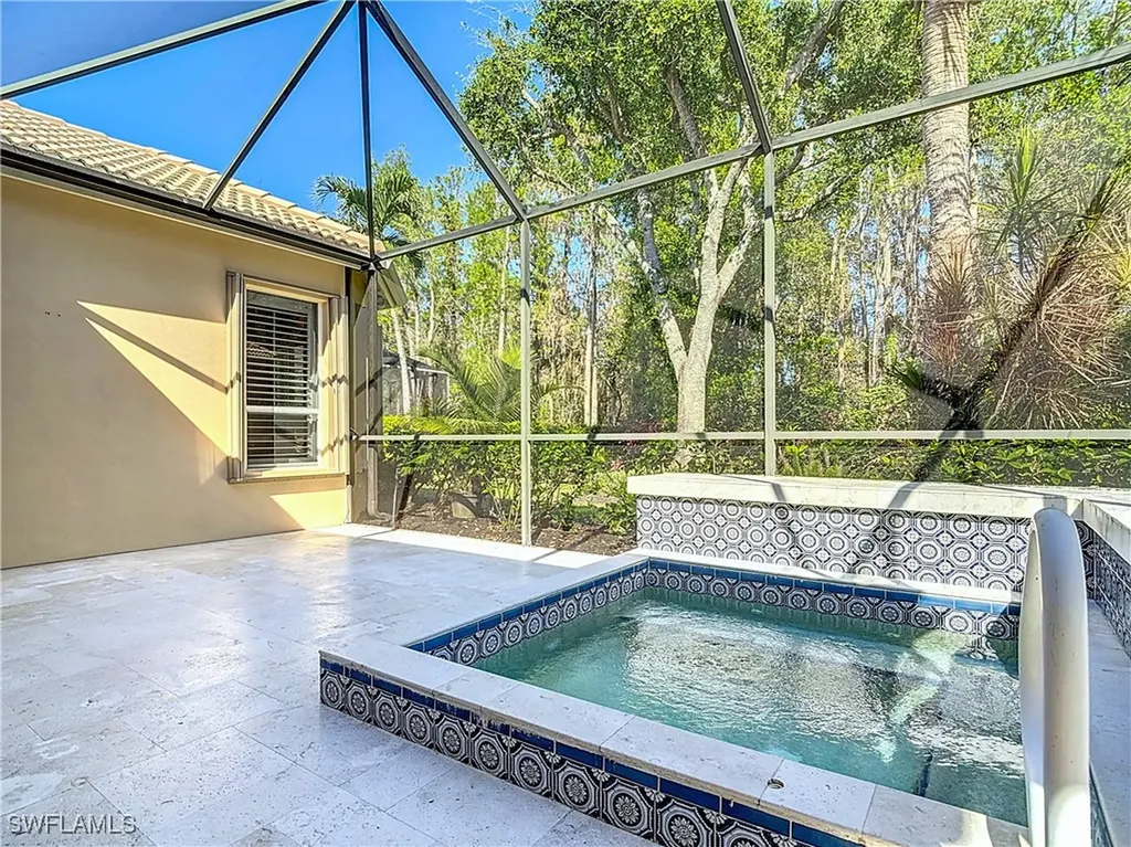 9190 Troon Lakes Drive Naples FL 34109