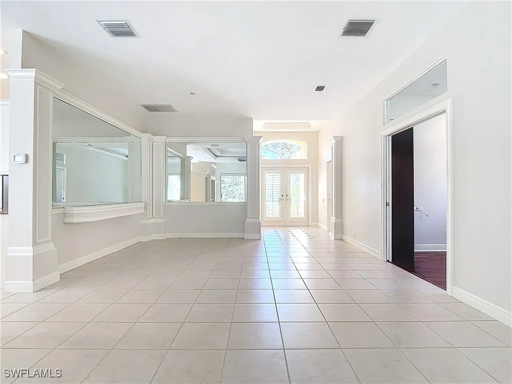 9190 Troon Lakes Drive Naples FL 34109