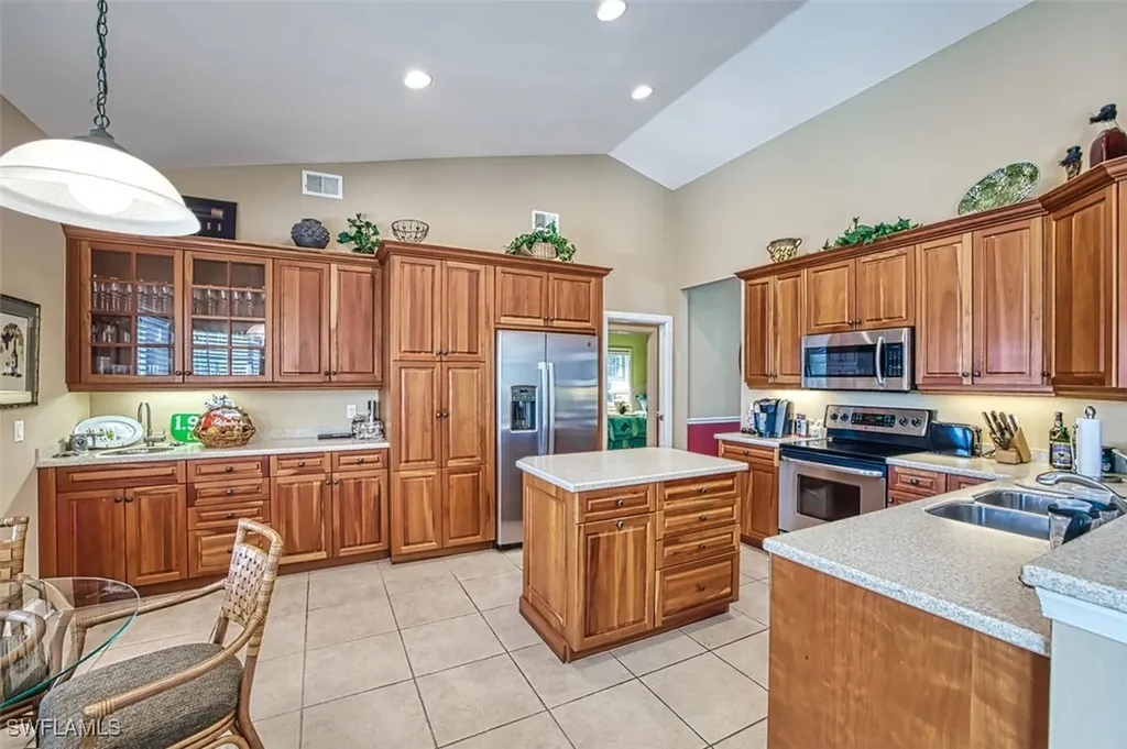 12601 Coconut Creek Court Fort Myers FL 33908