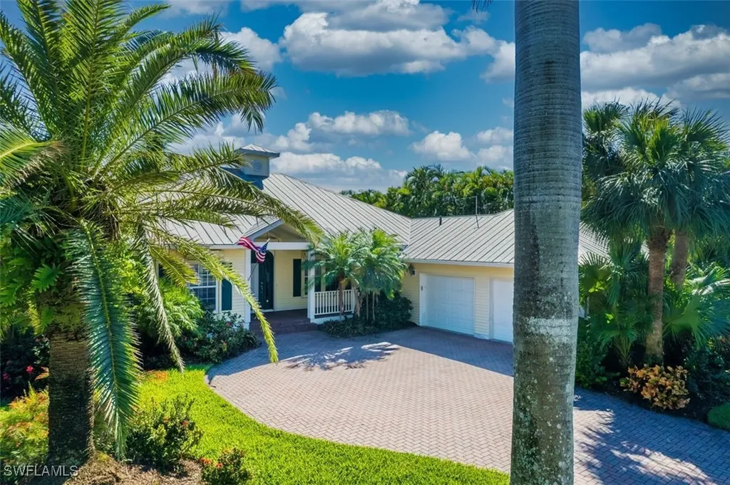 12601 Coconut Creek Court Fort Myers FL 33908