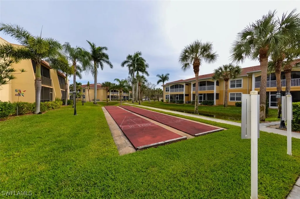 12471 Mcgregor Boulevard Fort Myers FL 33919