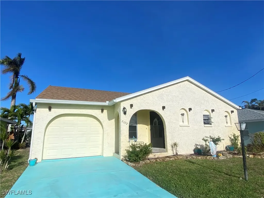 2692 Clyde Street Matlacha FL 33993