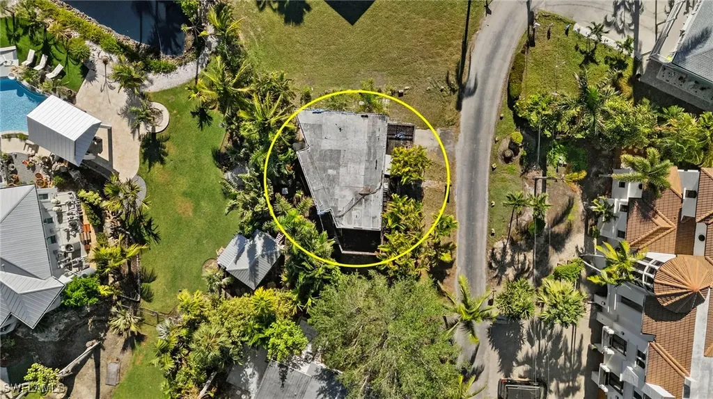 7222 Coca Sabal Lane Fort Myers FL 33908