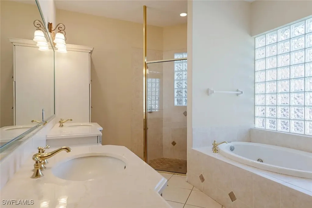 25041 Ridge Oak Drive Bonita Springs FL 34134