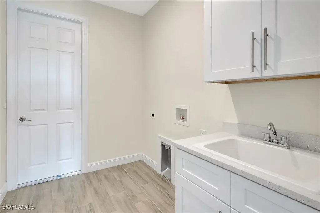 3710 SW 4th Lane Cape Coral FL 33991