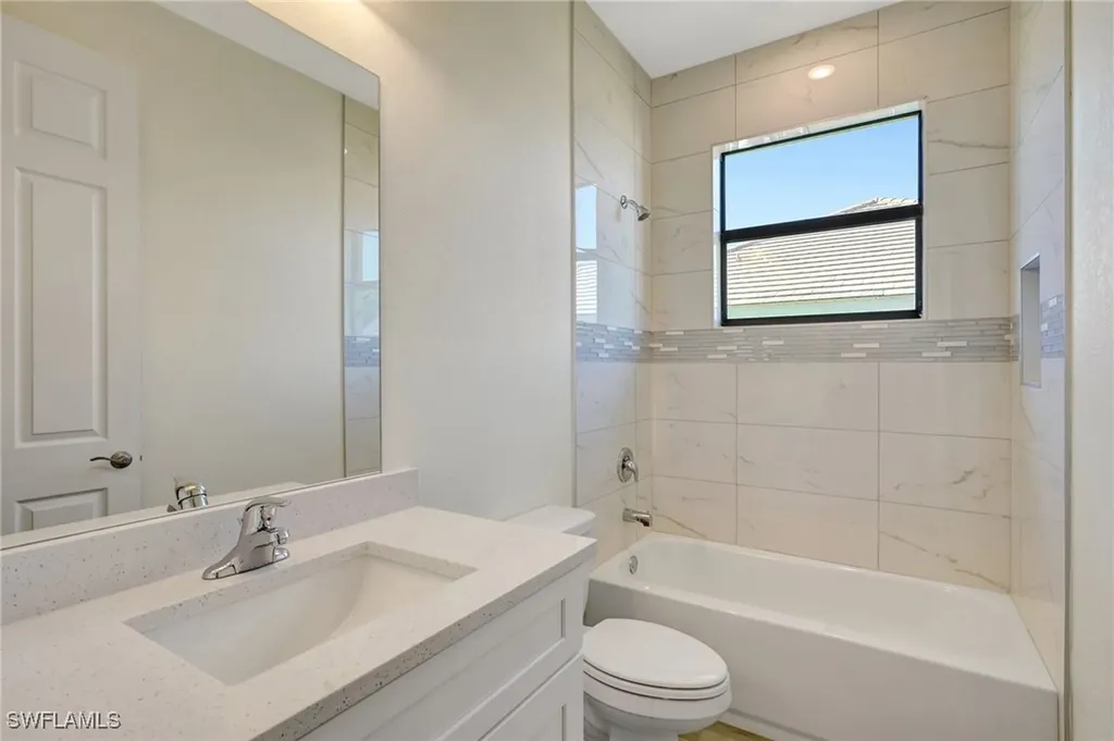 3710 SW 4th Lane Cape Coral FL 33991