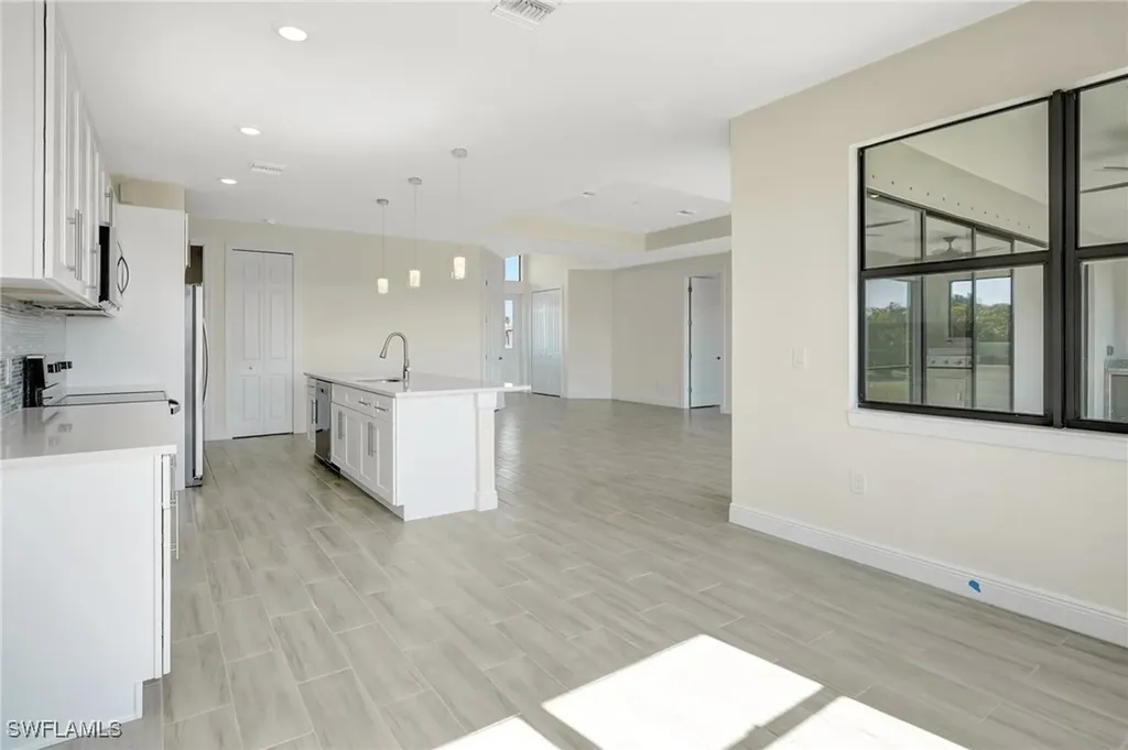 3710 SW 4th Lane Cape Coral FL 33991