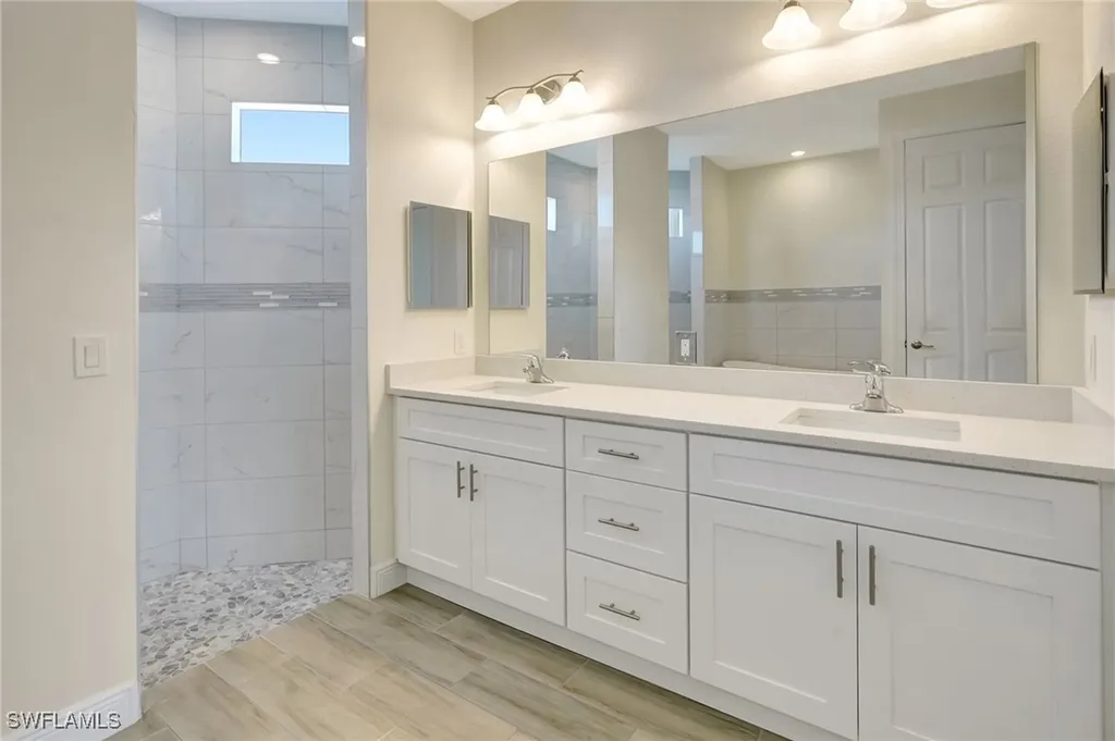 3710 SW 4th Lane Cape Coral FL 33991