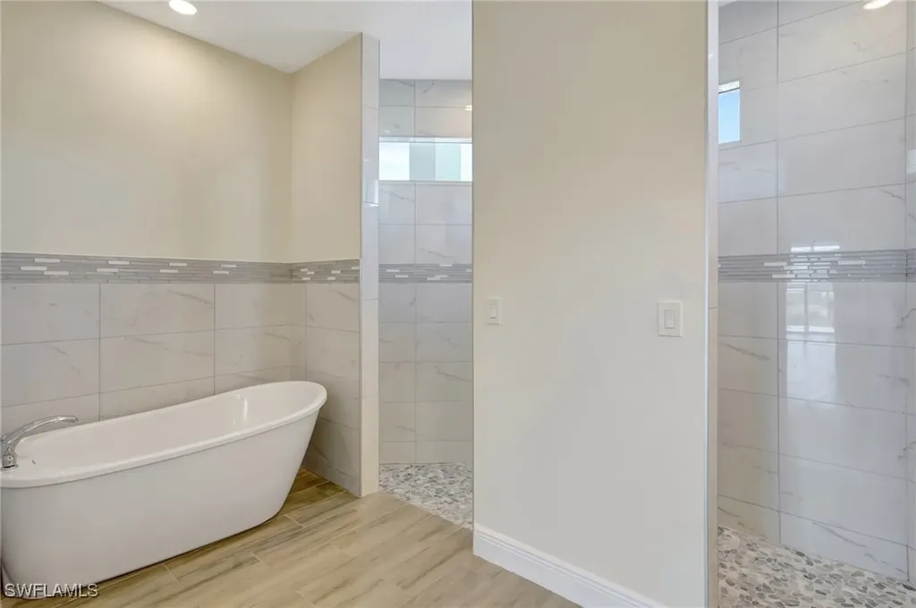 3710 SW 4th Lane Cape Coral FL 33991