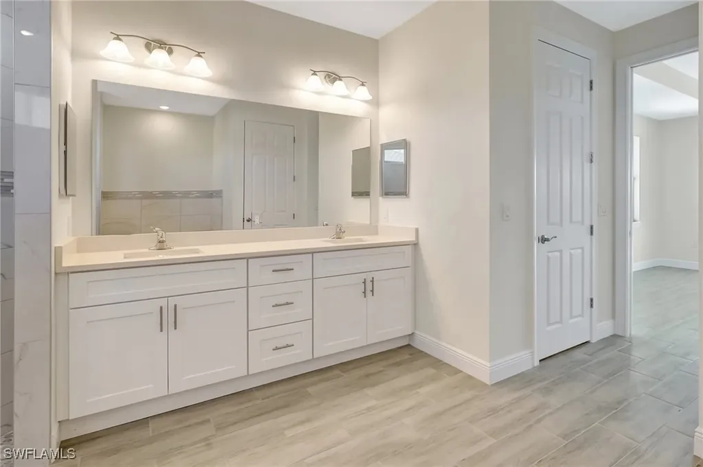 3710 SW 4th Lane Cape Coral FL 33991