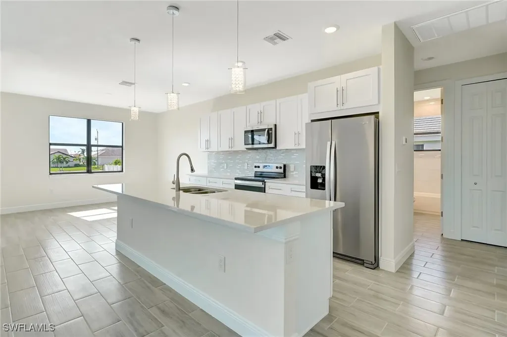 3710 SW 4th Lane Cape Coral FL 33991