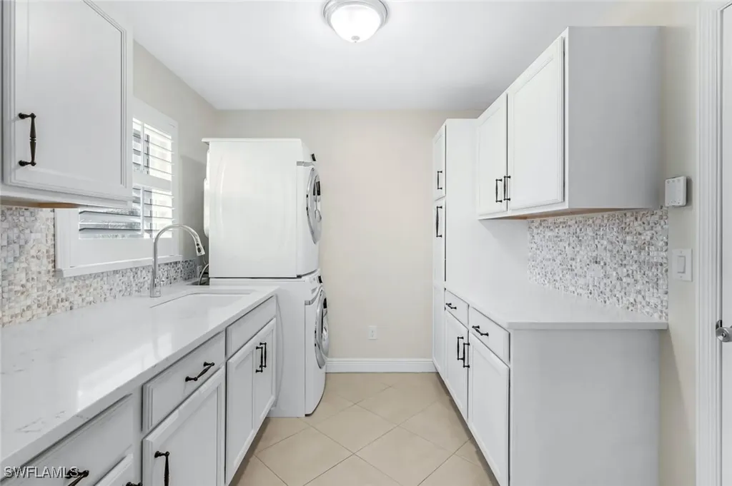 13750 Mcgregor Boulevard Fort Myers FL 33919