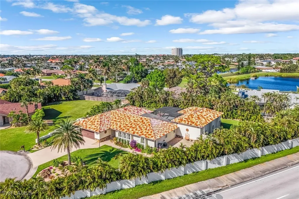 13750 Mcgregor Boulevard Fort Myers FL 33919