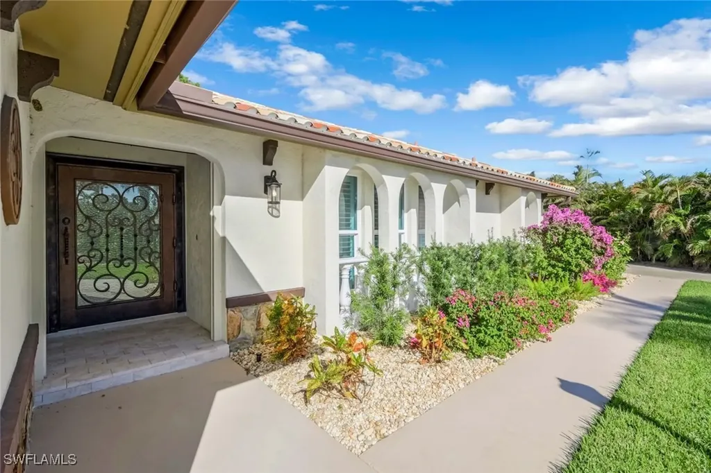 13750 Mcgregor Boulevard Fort Myers FL 33919