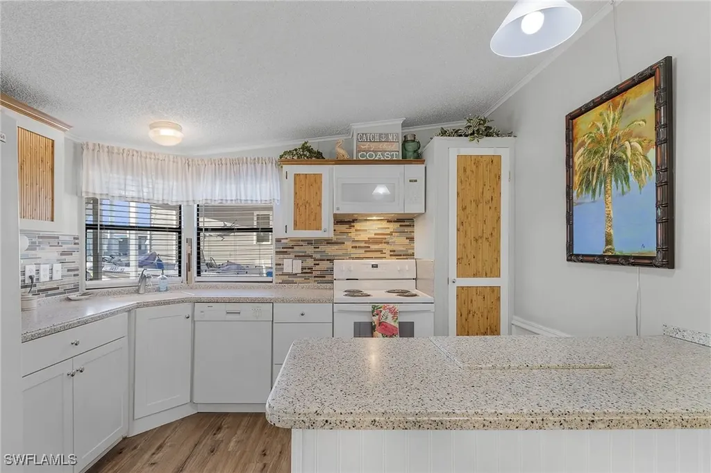 7175 Cobiac Drive St. James City FL 33956
