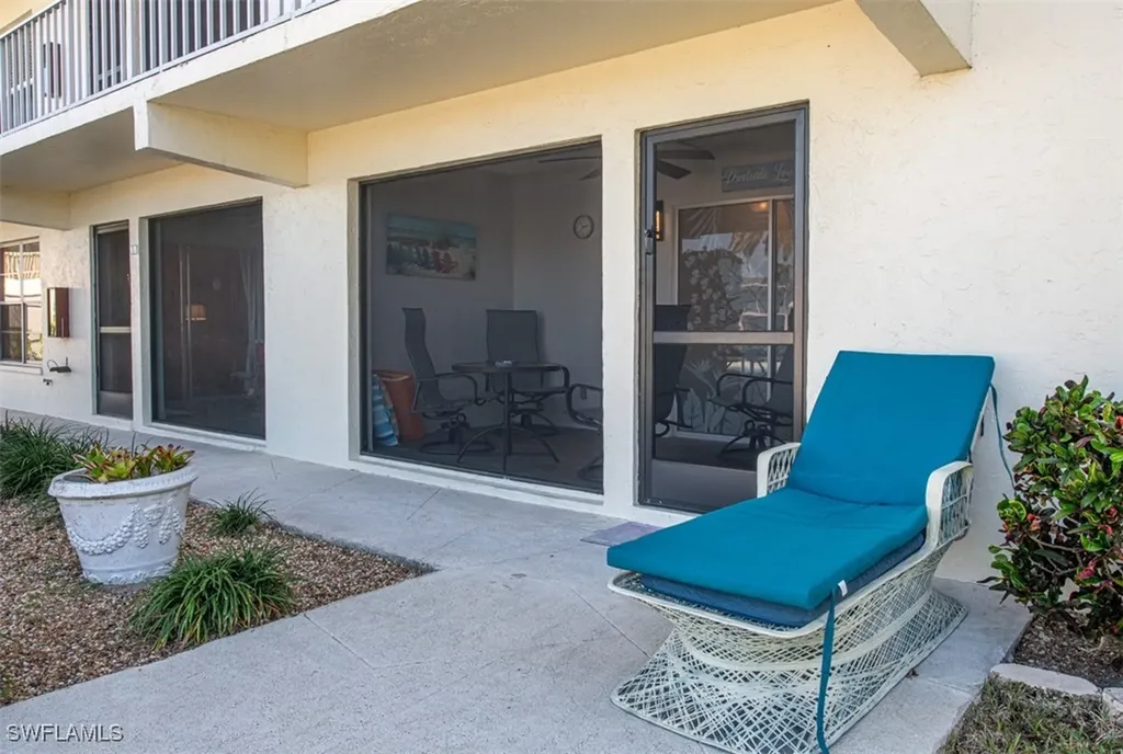 843 SE 46th Lane Cape Coral FL 33904