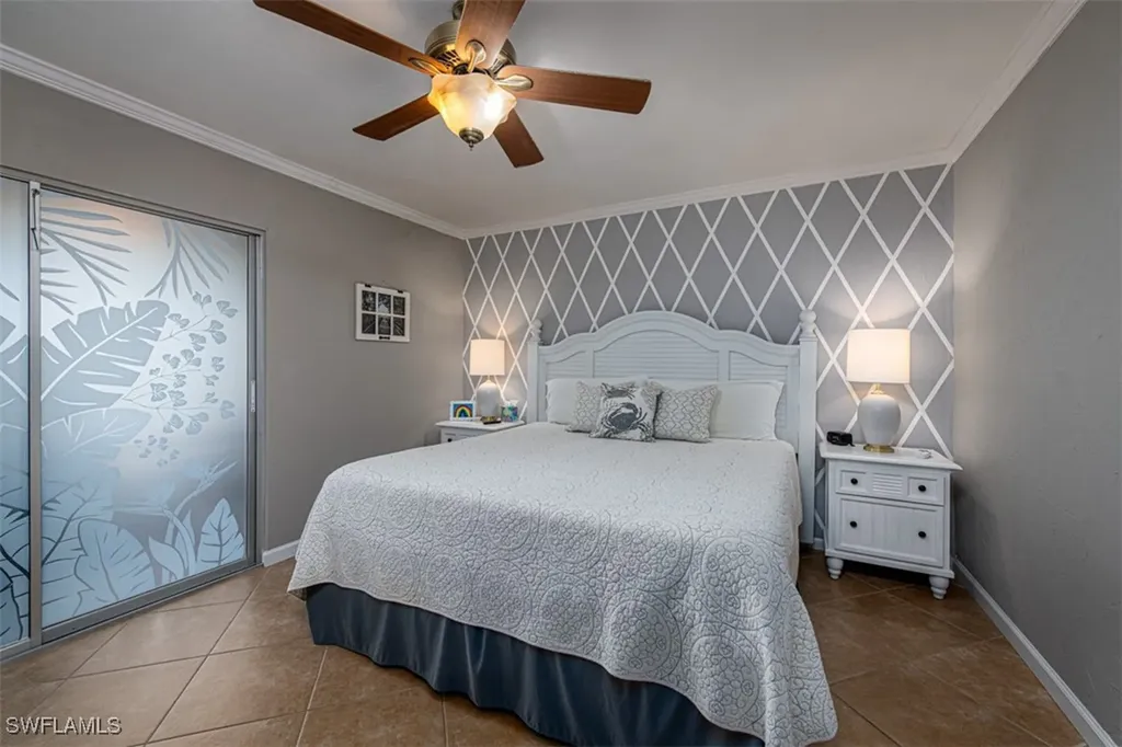 843 SE 46th Lane Cape Coral FL 33904