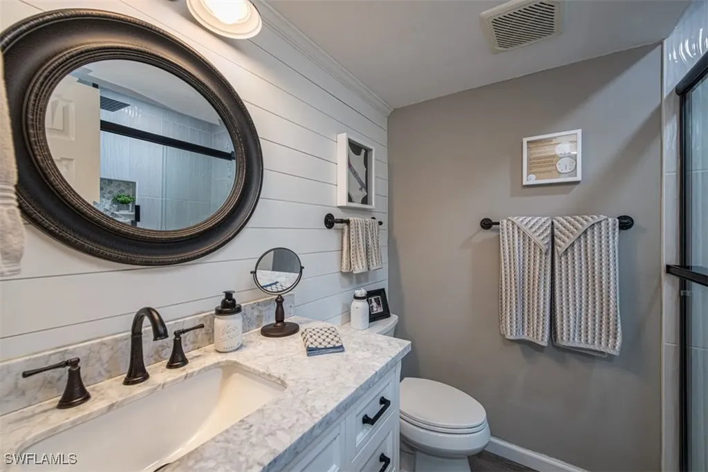 843 SE 46th Lane Cape Coral FL 33904