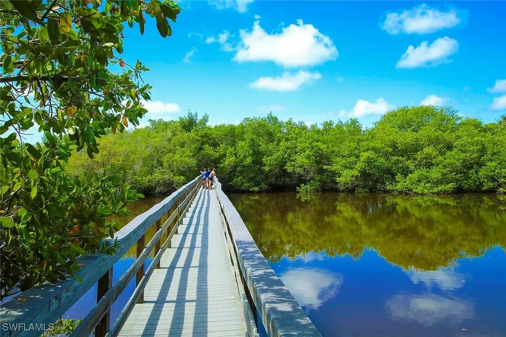 5117 Sea Bell Road Sanibel FL 33957