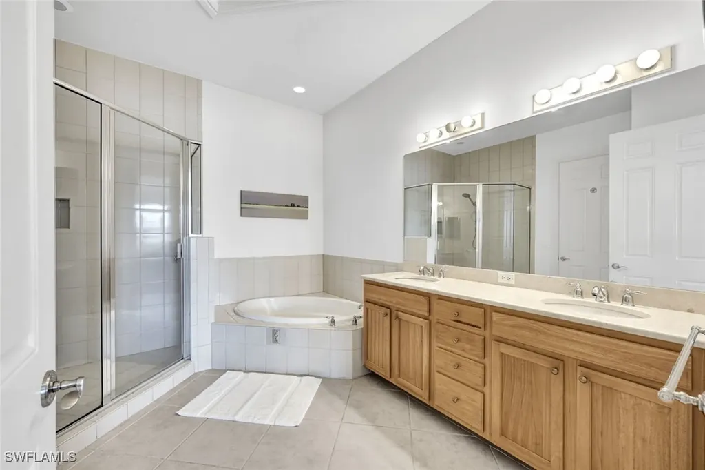 7156 Lemuria Circle Naples FL 34109