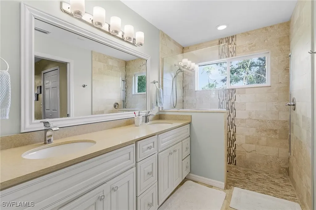 5197 Anchorage Drive St. James City FL 33956
