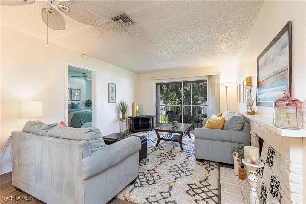 7043 New Post Drive North Fort Myers FL 33917