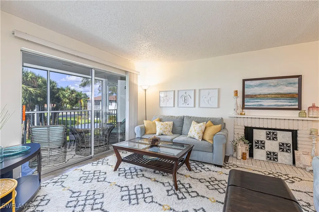 7043 New Post Drive North Fort Myers FL 33917