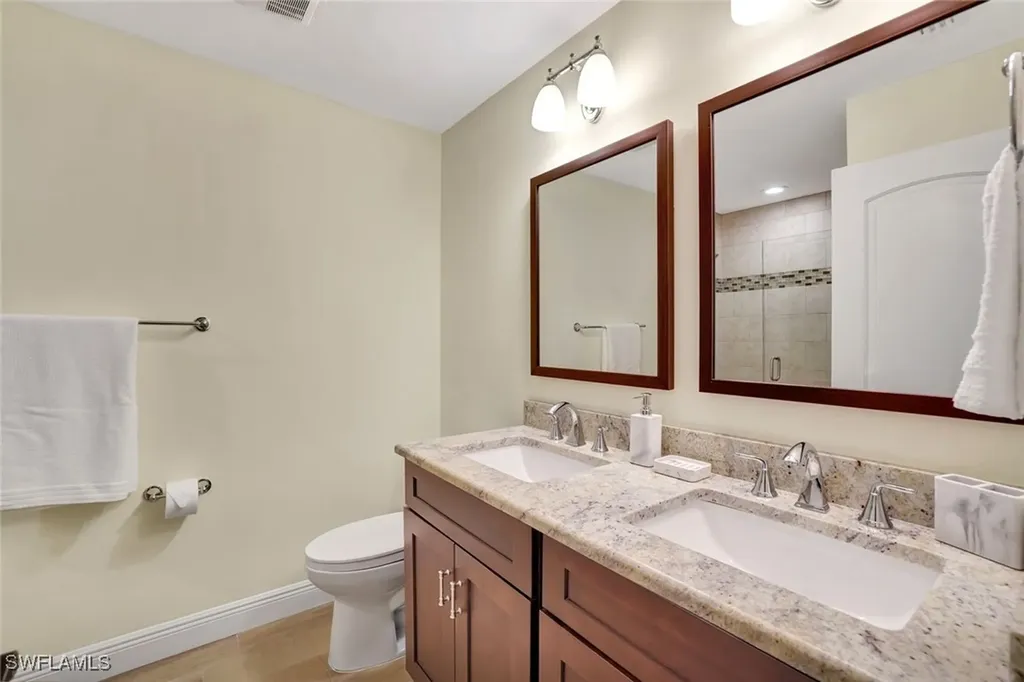 807 108th Avenue N Naples FL 34108