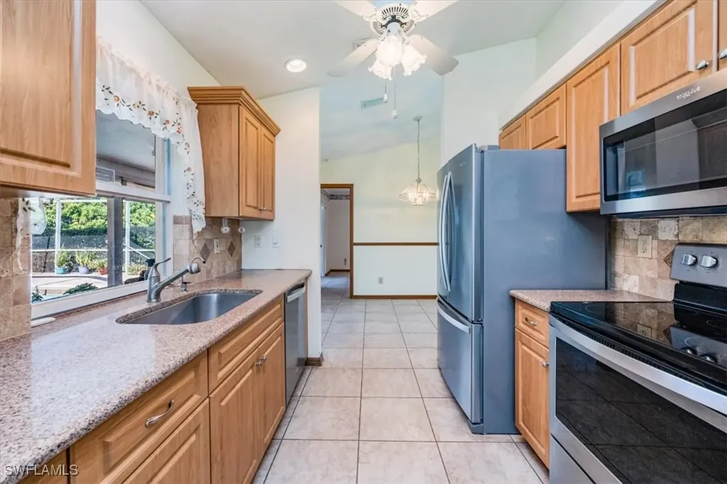 17520 Homewood Road Fort Myers FL 33967