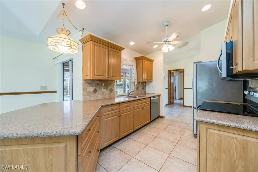 17520 Homewood Road Fort Myers FL 33967