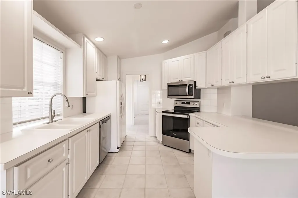 4747 San Carlo Court Naples FL 34109