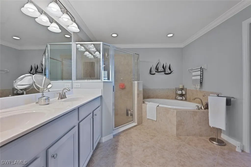 10610 Smokehouse Bay Drive Naples FL 34120