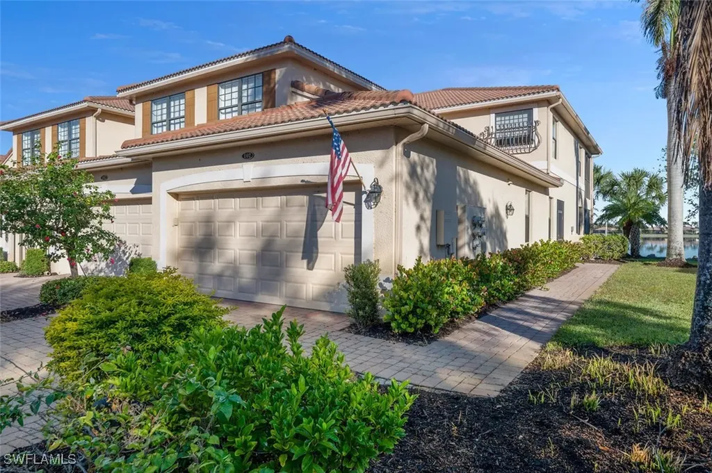 10610 Smokehouse Bay Drive Naples FL 34120
